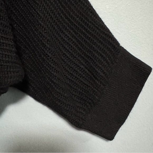 EXPRESS Black Dolman 3/4 Sleeve Open Knit Net Mesh Stretch Sweater Top Sz Small - Picture 3 of 6